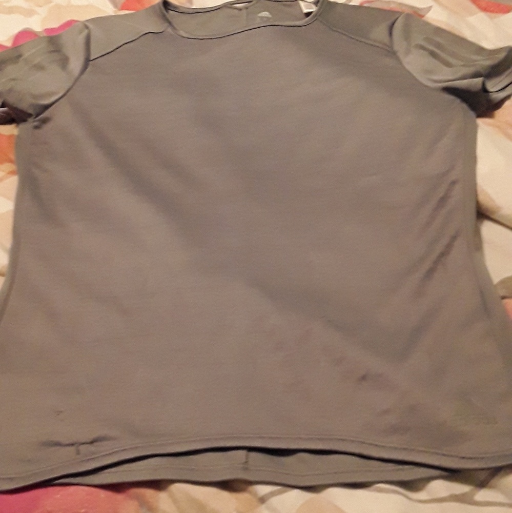 Adidas tee